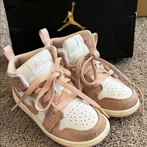 Kids Pink and White Nike Jordan shoes 9C